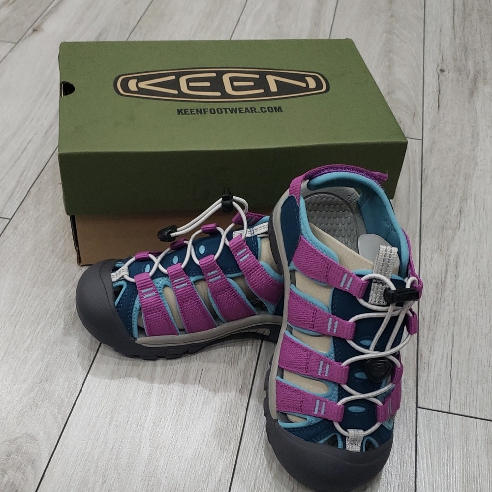 NWT Keen Newport Boundless Sandals